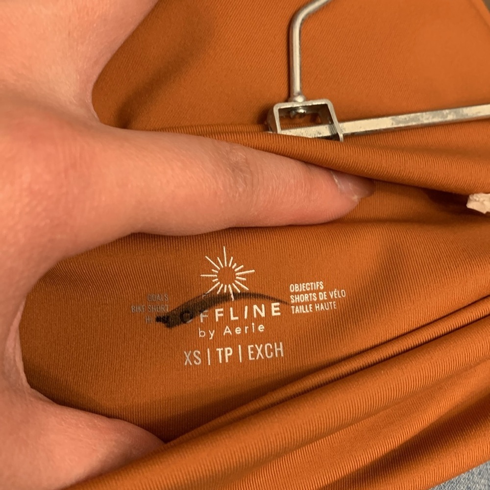 Offline by Aerie goals bike shorts hi-rise 7” - Picture 3 of 6